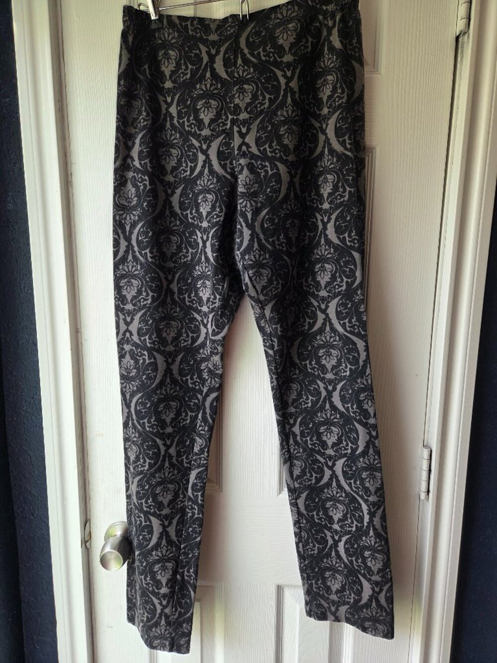 Women with Control Athletic Leggings Gray Black Pattern Size M